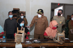 Pemkab Sidoarjo Salurkan BLT Dana Bagi Hasil Cukai Hasil Tembakau (DBHCHT)