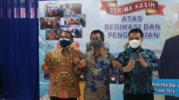 Sumarzen Marzuki Ketua STIAMAK Surabaya