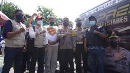 Polrestabes Surabaya Gandeng Komunitas Jogo Boyo Gelar Vaksinasi