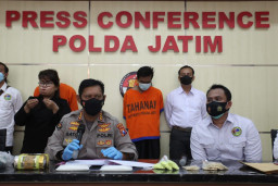 Ditresnarkoba Polda Jatim Tangkap 2 Pengedar Narkoba Antar Provinsi