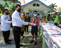 Hore! Siswa di Kota Madiun Dapat Seragam Gratis dan Ongkos Jahit