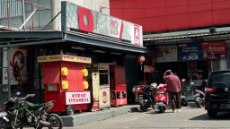 Walikota Madiun: Tenant di Depan Minimarket Gratis, Jika Ada yang Sewa Laporkan Saya