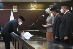 Wali Kota Batu Minta  Dua Pejabat yang Baru Dilantik, Bisa Berinovasi