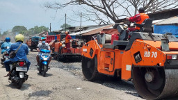 Jalan Rusak di Pasar Gadang Mulai Diperbaiki Pemkot Malang