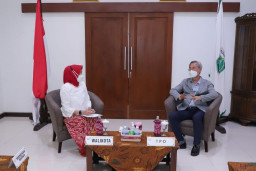 Tindak Lanjut Pertemuan dengan Pemkot Batu, Sekjen TPO Kim Soo-il Temui Wali Kota