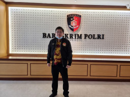 Dugaan Pemalsuan, Anak-Istri Bos Kapal Api Dipolisikan