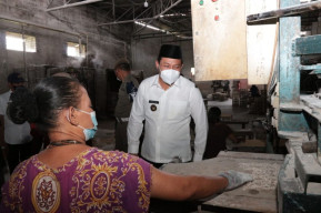 Pemkab Sidoarjo Lindungi Industri Kecil dari Ulah Oknum