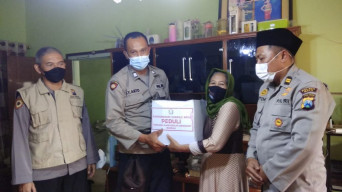 Polres Batu Turunkan Tim Trauma Healing dan Berikan Bantuan Sembako