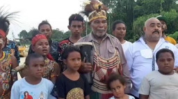 Kepala Suku Awi Wamuar Nafri Tulis Surat pada Presiden Soal Hak Adat