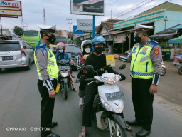 Polres Pringsewu Gelar Kampanye Tertib Lalin dan Prokes