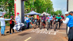 Puluhan Atlet Ikuti Kompetisi Balap Sepeda yang Diselenggarakan ISSI Tuban