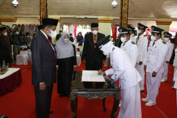 Bupati Sumenep Lantik 88 Kepala Desa Terpilih