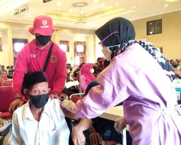 Wujudkan Vaksinasi Anak, BIN Jatim Kembali Genjot Vaksin Lansia di Ponorogo