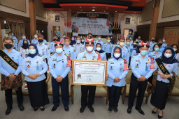 Sepuluh Satker Jajaran Kanwil Kemenkumham Jatim Raih Predikat WBK dan WBBM 2021