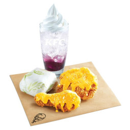 KFC Hadirkan Kembali Hot & Cheesy Chicken Dalam Golden Combo