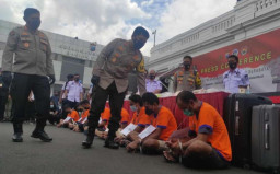 Malam Tahun Baru, Sabu dan Ribuan Pil Ekstasi Siap Diedarkan