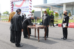 Jelang Pergantian Tahun, Bupati Sumenep Mutasi 24 Pejabat Eselon II