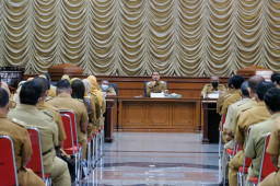 Lurah Garda Depan Pelayanan, Eri: Jika Tak Mampu Silahkan Mundur