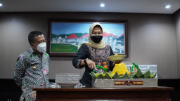 Pemkot Batu Gelar Tasyakuran, Diawali dengan Pemotongan Tumpeng