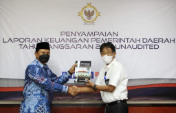 Mantap! Kota Madiun yang Pertama di Indonesia Serahkan LKPD 2021 ke BPK