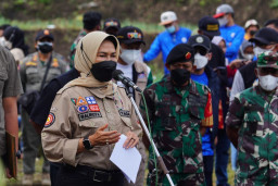 Dinsos Jatim Bersinergi dengan Pemkot Batu Tanam Ribuan Bibit Pohon
