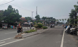 Empat Kali Laka, Taman Jalan HOS Ponorogo Dibongkar?