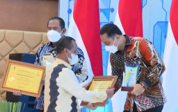 Surabaya Raih Penghargaan Investasi Tertinggi se Indonesia