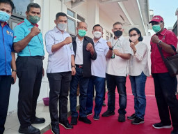 Peringati Hari Pekerja, BPJamsostek Sokong DPC KSPSI Surabaya Beras 5 Ton