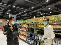 KPPU Bongkar Kasus Penjualan Minyak Goreng Bersyarat