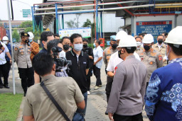 Jelang Ramadhan, Kapolri Cek PT. Mikie Oleo Nabati Industri di Bekasi