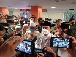 Besok Resmi Dibuka, Hari Ini Pedagang Pasar Turi Boyongan