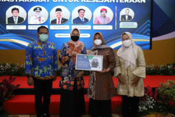 Perpustakaan Kota Batu, Mendapatkan Bantuan dari Perpusnas RI