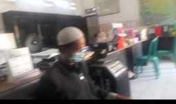 Ikut Pegang Uang, Oknum Sekdes Diduga Salahgunakan Wewenang