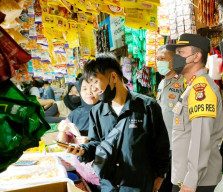 Polres Jaktim Himbau Jangan Ada Pelaku Usaha Timbun Minyak Goreng!