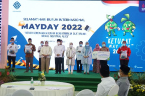Peringati May Day 2022, BPJAMSOSTEK Bagikan Bantuan 15.000 Sembako