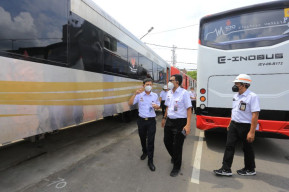 Direktur Niaga KAI Kagum Melihat Gerbong Kereta Kuliner di Bogowonto Madiun