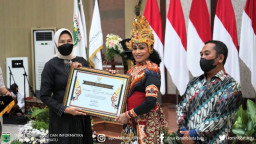Lima Seniman Kota Batu Dianugerahi Penghargaan dari DKKB