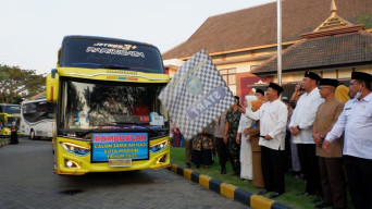 90 Jamaah Haji Kota Madiun Berangkat ke Tanah Suci