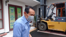 Datangi Kantor Kejari Kabupaten Malang, Dirut BPR Artha Diperiksa Kejaksaan?