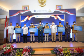 Dengan KRI Surabaya, BI Edarkan Rp10,48 Miliar di 5 Pulau Terpencil