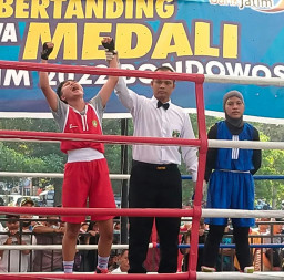 Di Final Dua Petinju Putri Kota Batu, Berhasil  Meraih Medali Emas