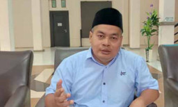 Komisi B DPRD Lamongan, Minta Disperindag Tegas Terhadap  Pengedar Produk Ilegal