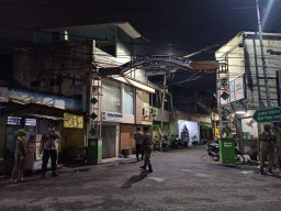 Satpol PP bersama TNI-Polri Rutin Patroli di Eks Lokalisasi Dolly