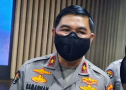 Tembak-tembakan Dua Polisi di Rumah Kadiv Propam, Ini Versi Polri