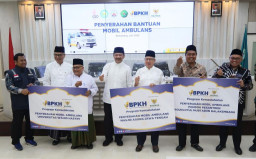 Ketua Baznas Prof Dr KH Noor Achmad, MA Berlega Hati,  Ada Apa?