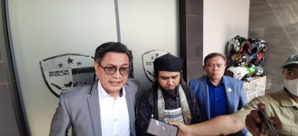 Gus Samsudin Dicerca 37 Pertanyaan oleh Penyidik Tekait Laporannya