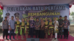 Wali Kota Batu Letakan Batu Pertama Dimulainya Pembangunan SMPN 7