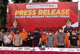 Polisi Berantas Perjudian Online Jenis Togel dan Slot, 22 Orang Diamankan