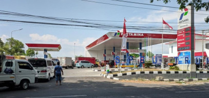 Solar Langka di Ponorogo, Warga Antri 1 Jam Lebih di SPBU