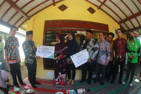 Wakil Walikota Pasuruan Serahkan  Santunan BPJS Ketenagakerjaan 2 Ojol
